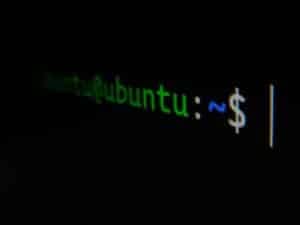 gabriel-heinzer-xbEVM6oJ1Fs-unsplash 3 Ubuntu Jak stworzyć własny serwer www na Linuxie w 30 minut – Kompletny poradnik krok po kroku